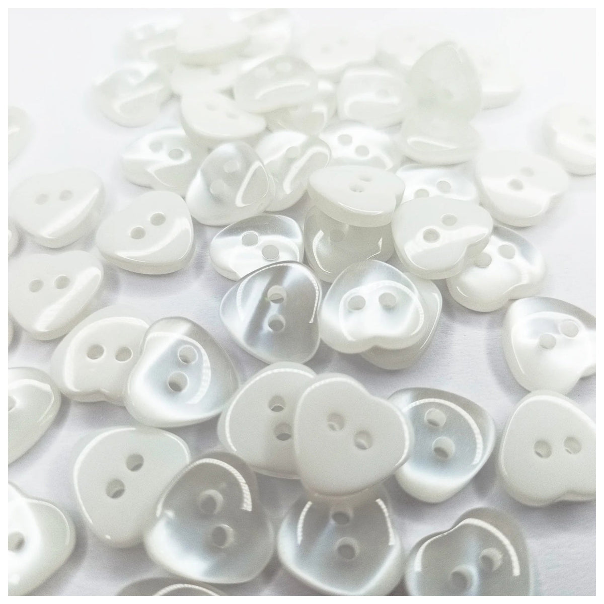 Glossy White & Transparent Resin Heart Buttons 11.5mm