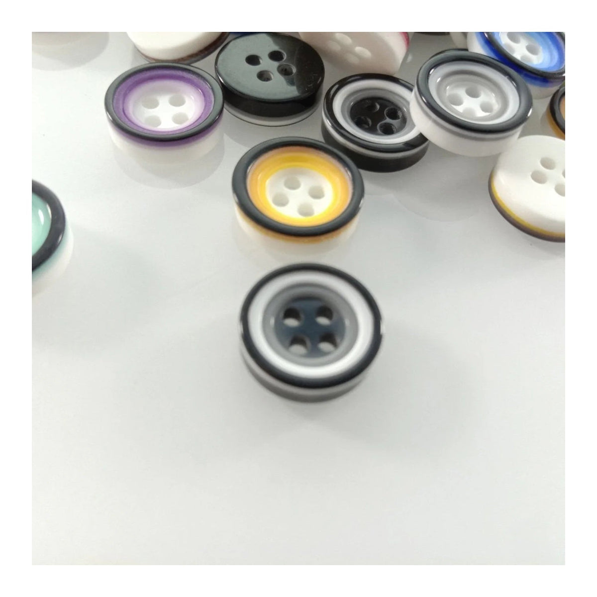 100 Flatback Resin Buttons 12mm 4 Holes