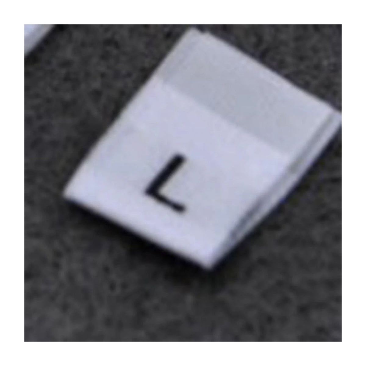 Clothing Size Label Tags 100pcs XS-4XL Black & White – L White