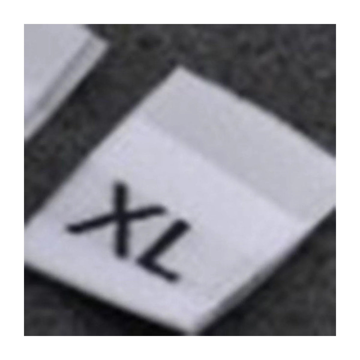 Clothing Size Label Tags 100pcs XS-4XL Black & White – XL White