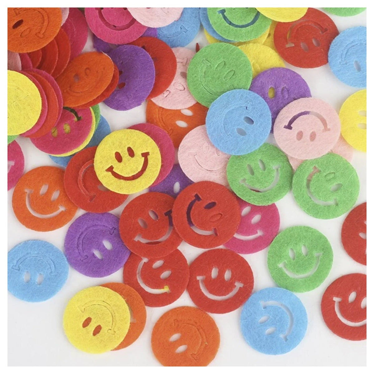 100pcs Fabric Felt Shapes Craft Patch for Sewing & Scrapbooking – 16x16mm smiley face