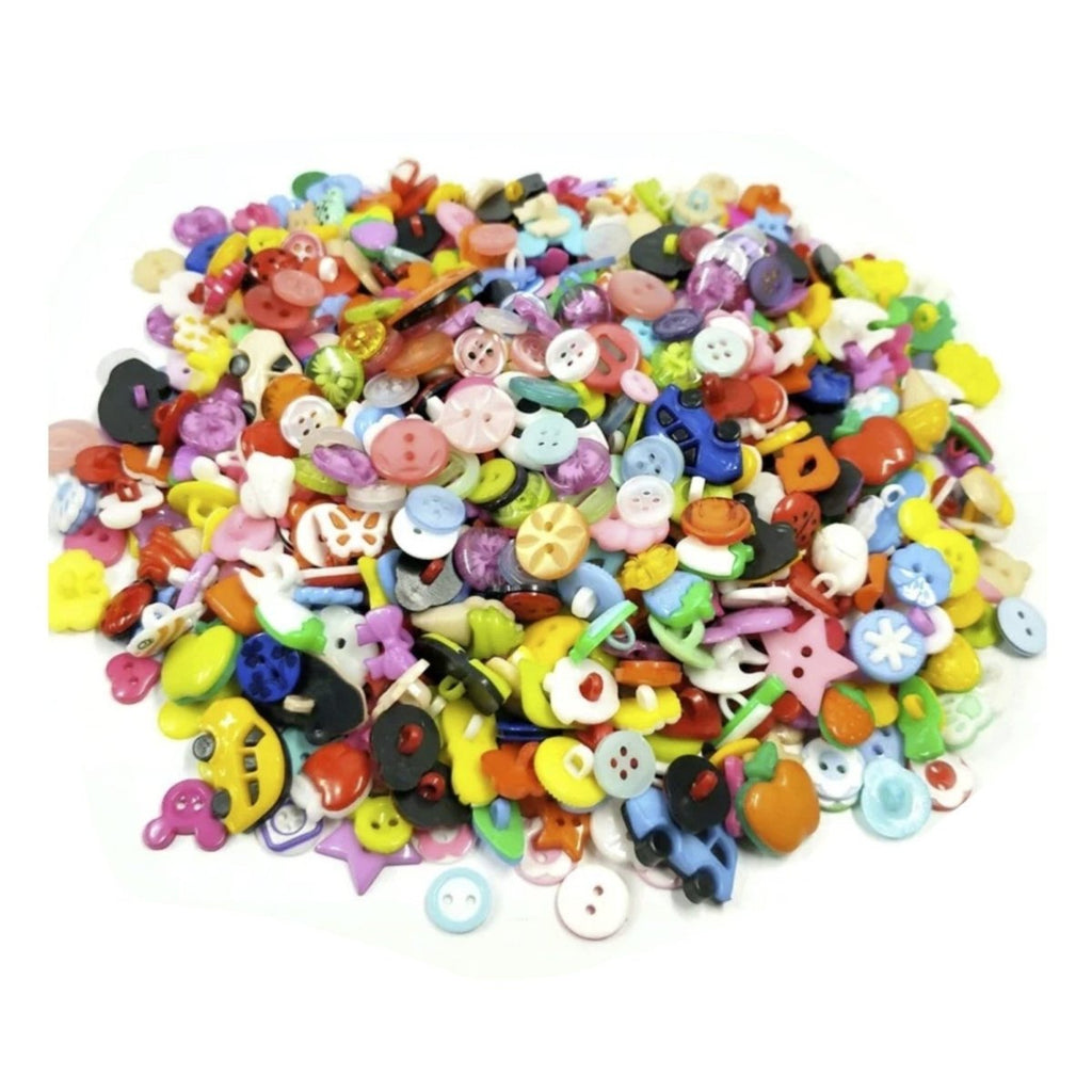 100pcs Mixed Shapes Buttons and Brooches for Kids Clothing