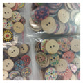 100pcs Retro Wooden Buttons 15-20mm Random Selection – 15mm Retro