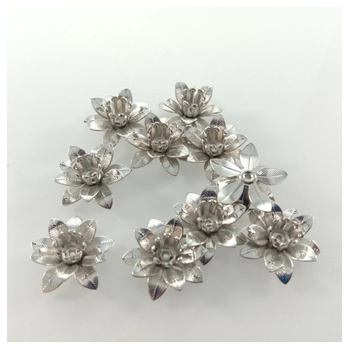 10pcs 6x15mm Copper Filigree Flowers Base Connector Bead Cap Charms