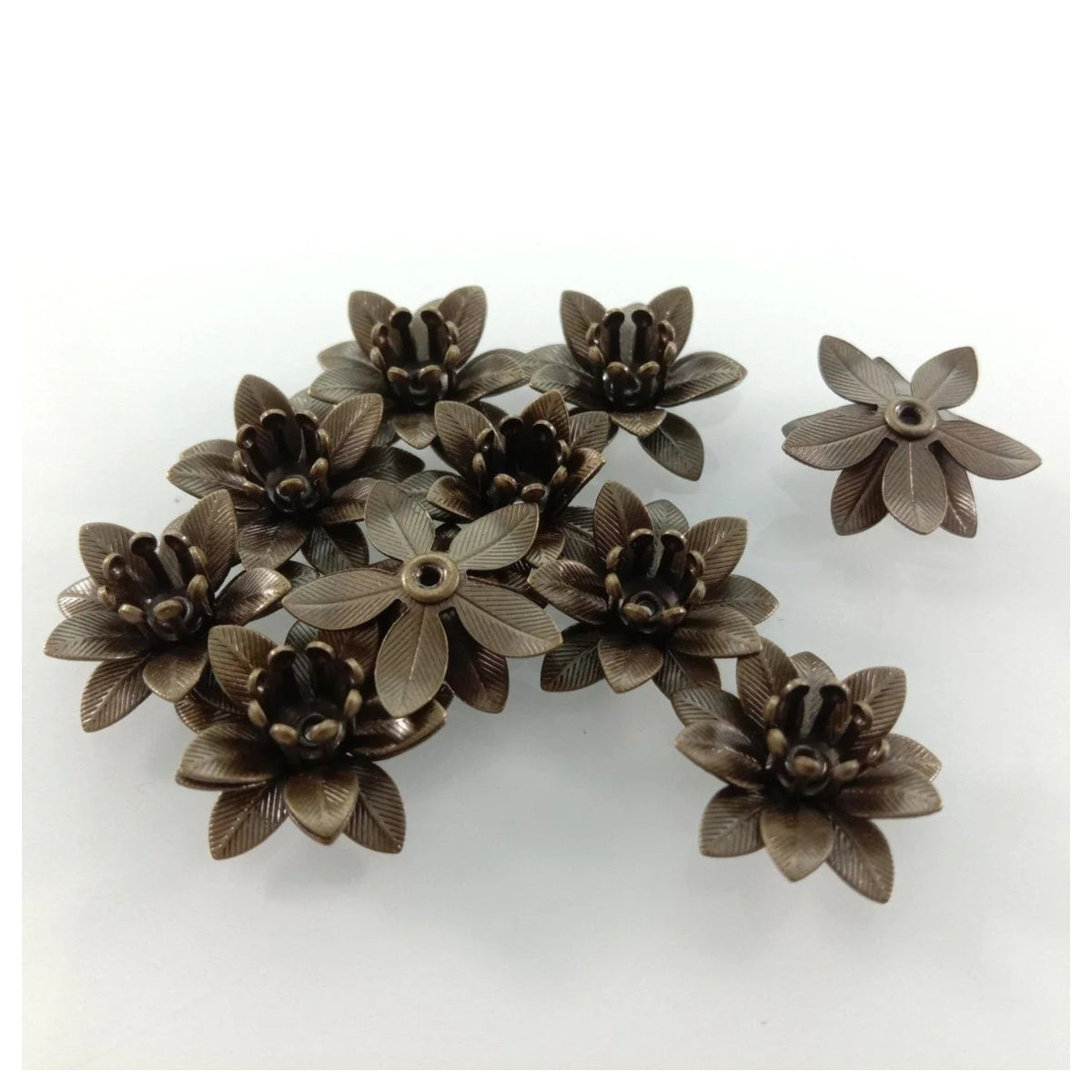10pcs 6x15mm Copper Filigree Flowers Base Connector Bead Cap Charms