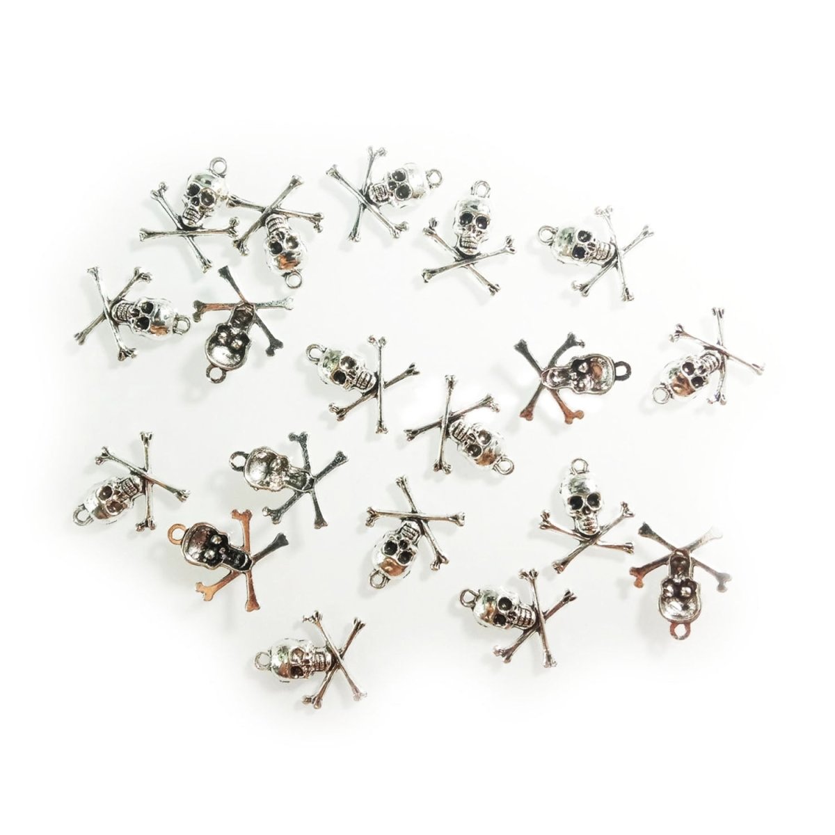 10pcs Skulls & Spiders Charms Retro Crystal Tibetan Silver – 21x24mm Skull and Crossbones
