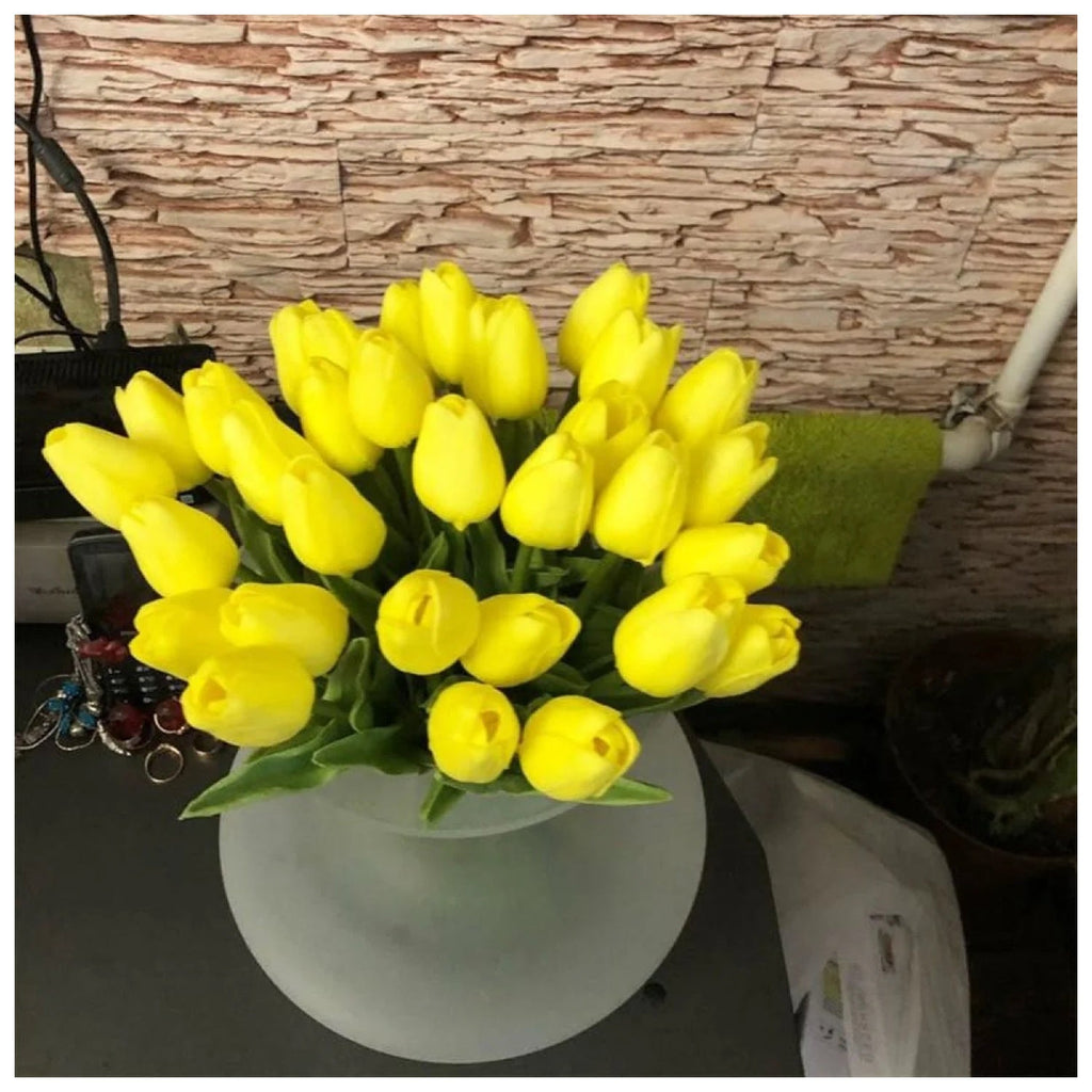 10 Artificial Tulip Flowers 35cm Stem Bouquet