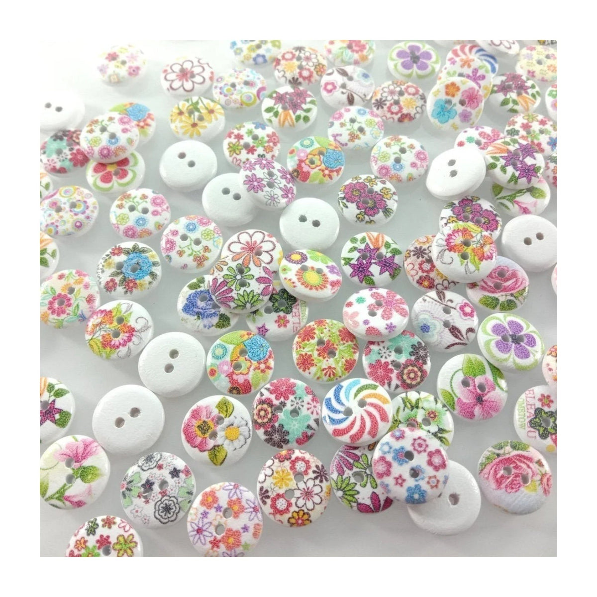 120pcs 15mm 2-Hole Painted Flower Buttons