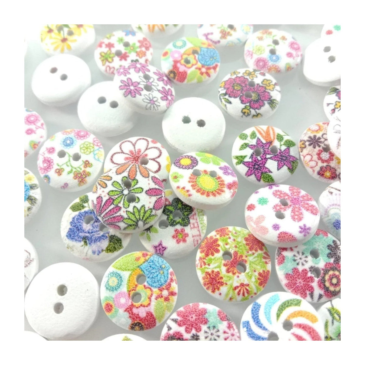 120pcs 15mm 2-Hole Painted Flower Buttons