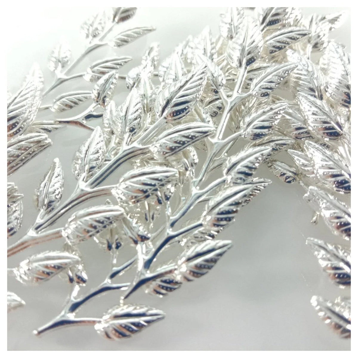 20pcs 19x64mm Gold Bronze Brass Silver Colour Leaf Leaves Charm Pendant Jewellery Making Craft DIY - Gold - Asia Sell