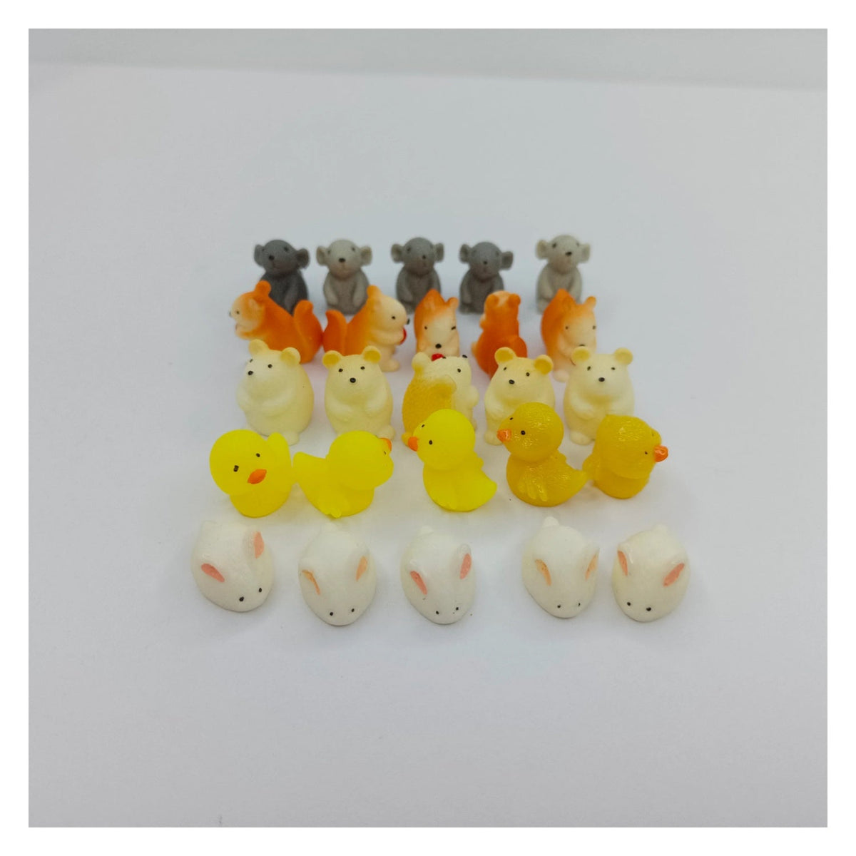 25pcs Tiny Animal Resin Figurines – Collection of small animal figurines on a white background