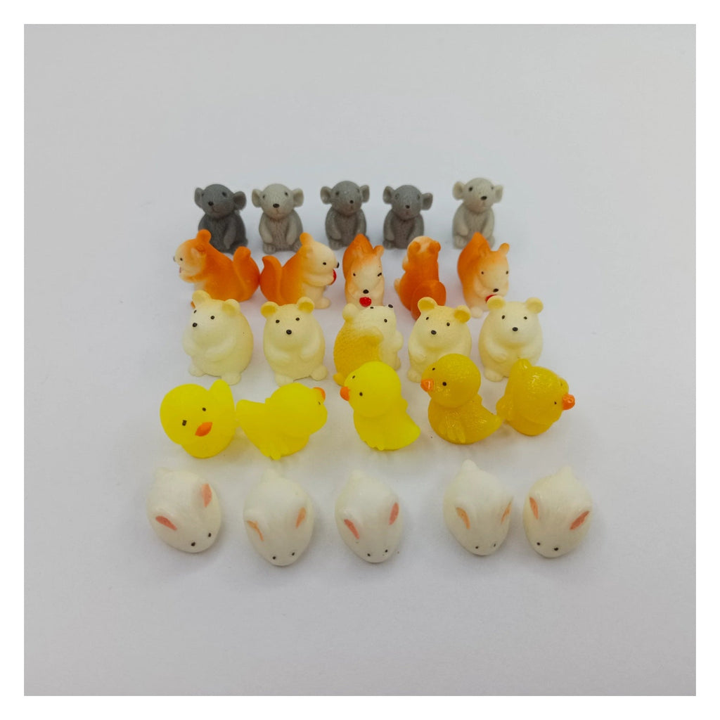 25pcs Tiny Animal Resin Figurines – Collection of small animal figurines on a white background