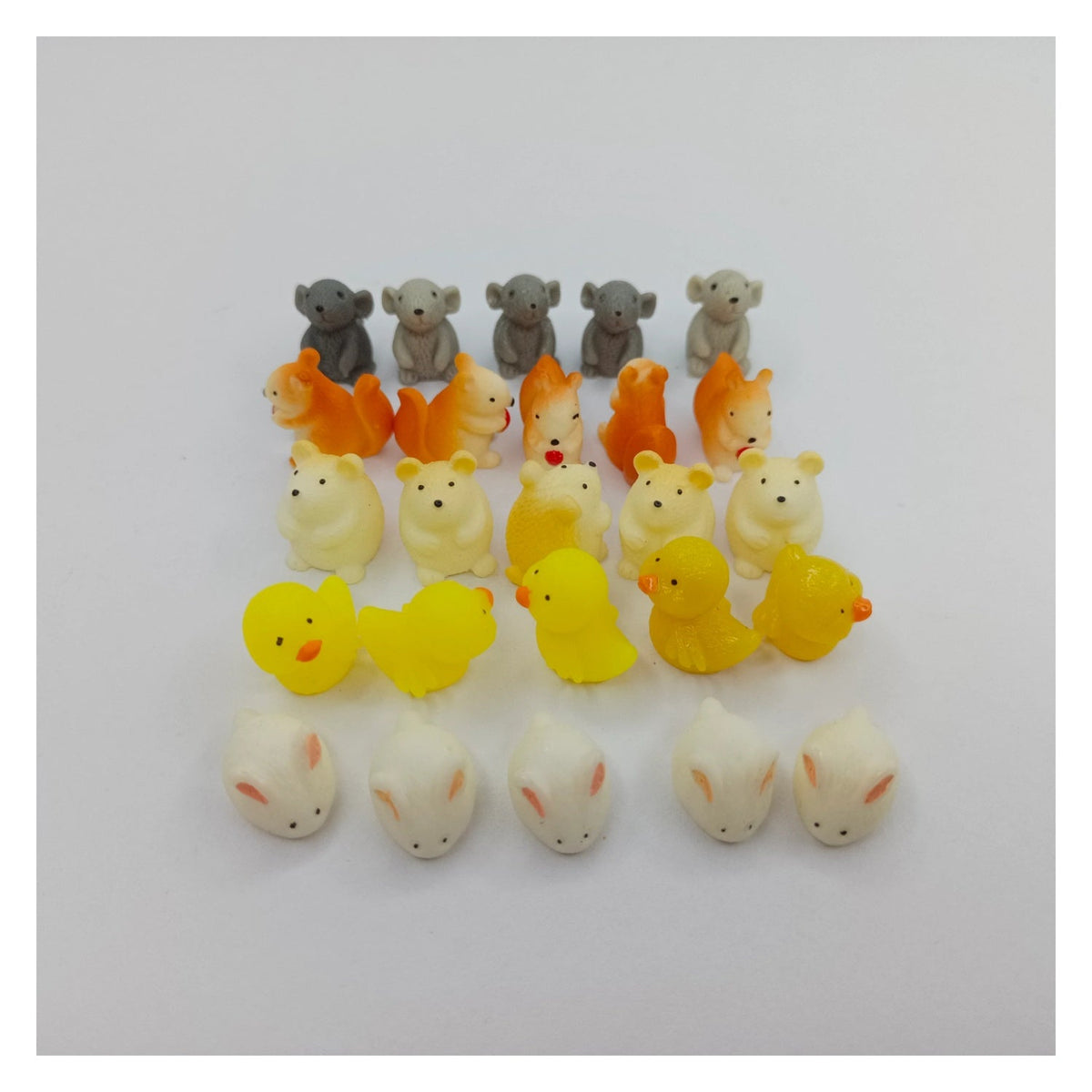 25pcs Tiny Animal Resin Figurines – Collection of small animal figurines on a white background