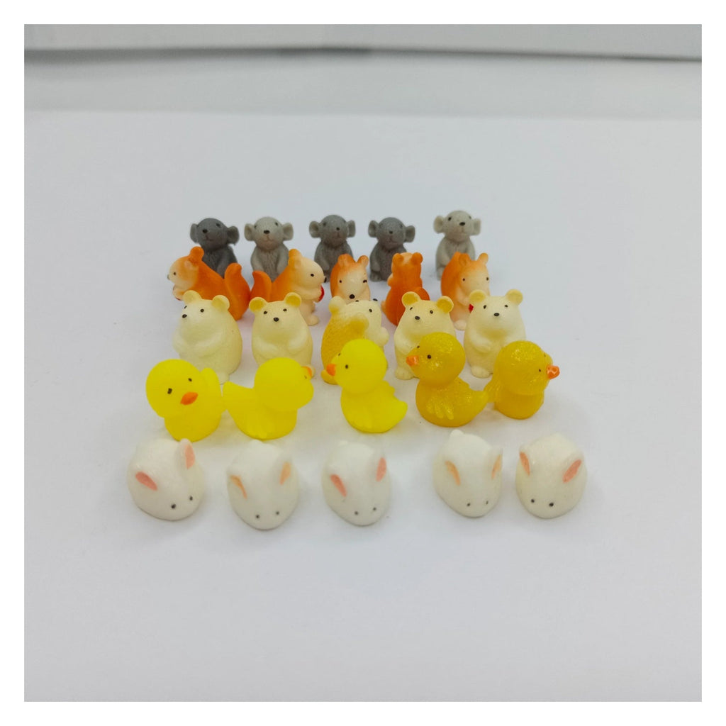 25pcs Tiny Animal Resin Figurines – Collection of small animal figurines on a white background