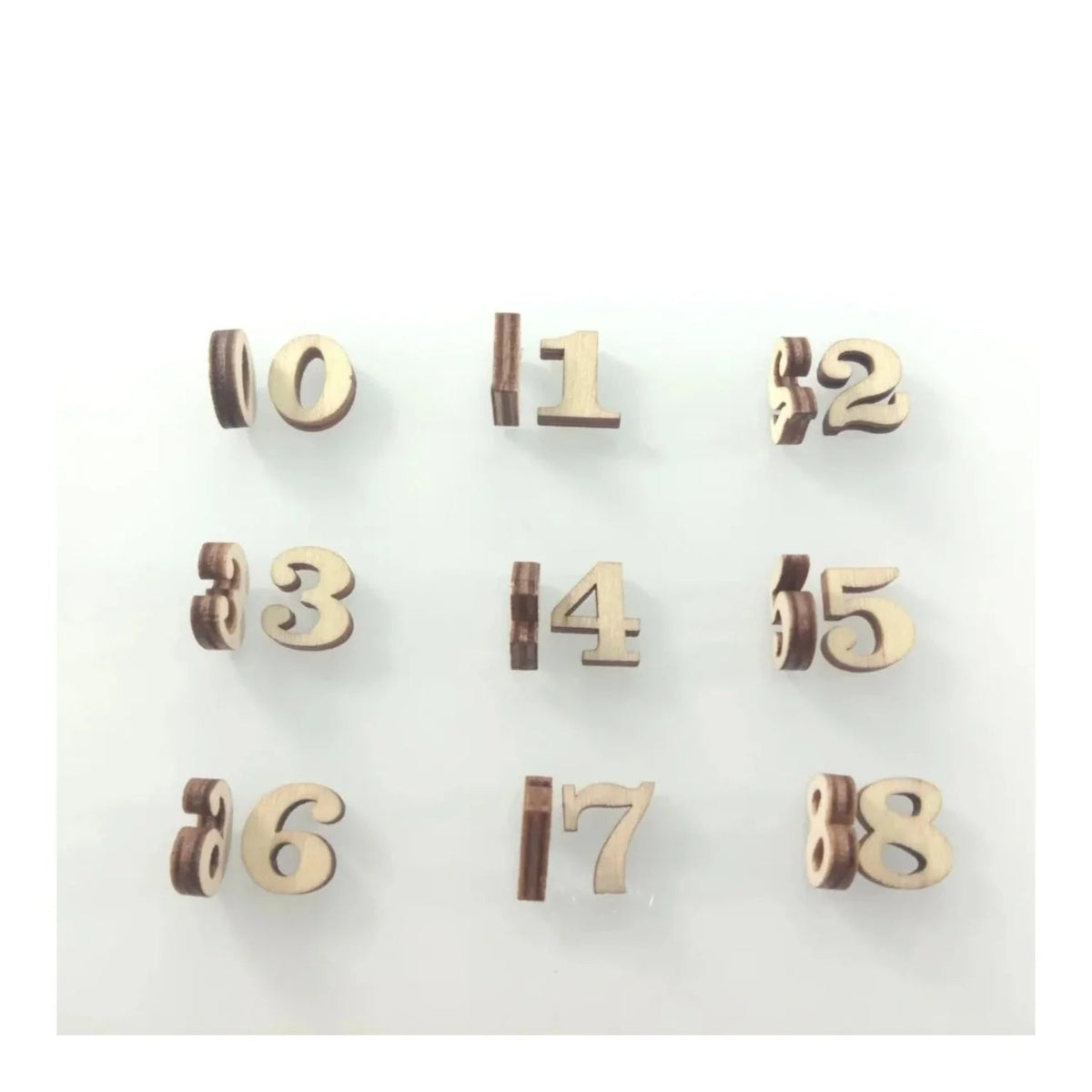 2pcs Mini Wooden Numbers 15mm High DIY Craft
