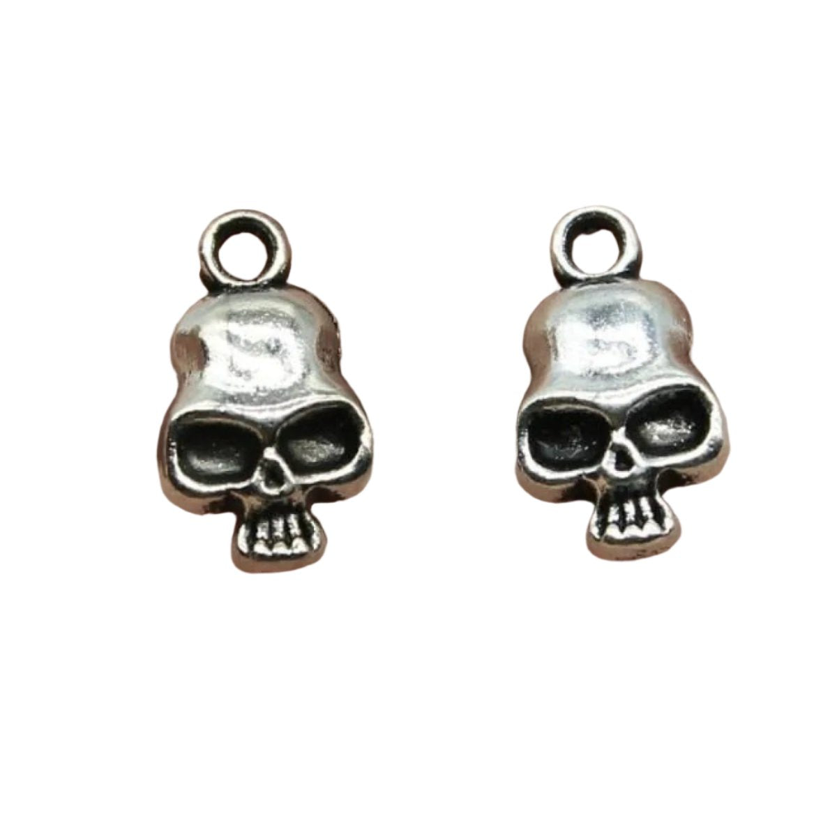 Skull Charms Antique Silver Colour – 2pcs Mixed Sizes – C