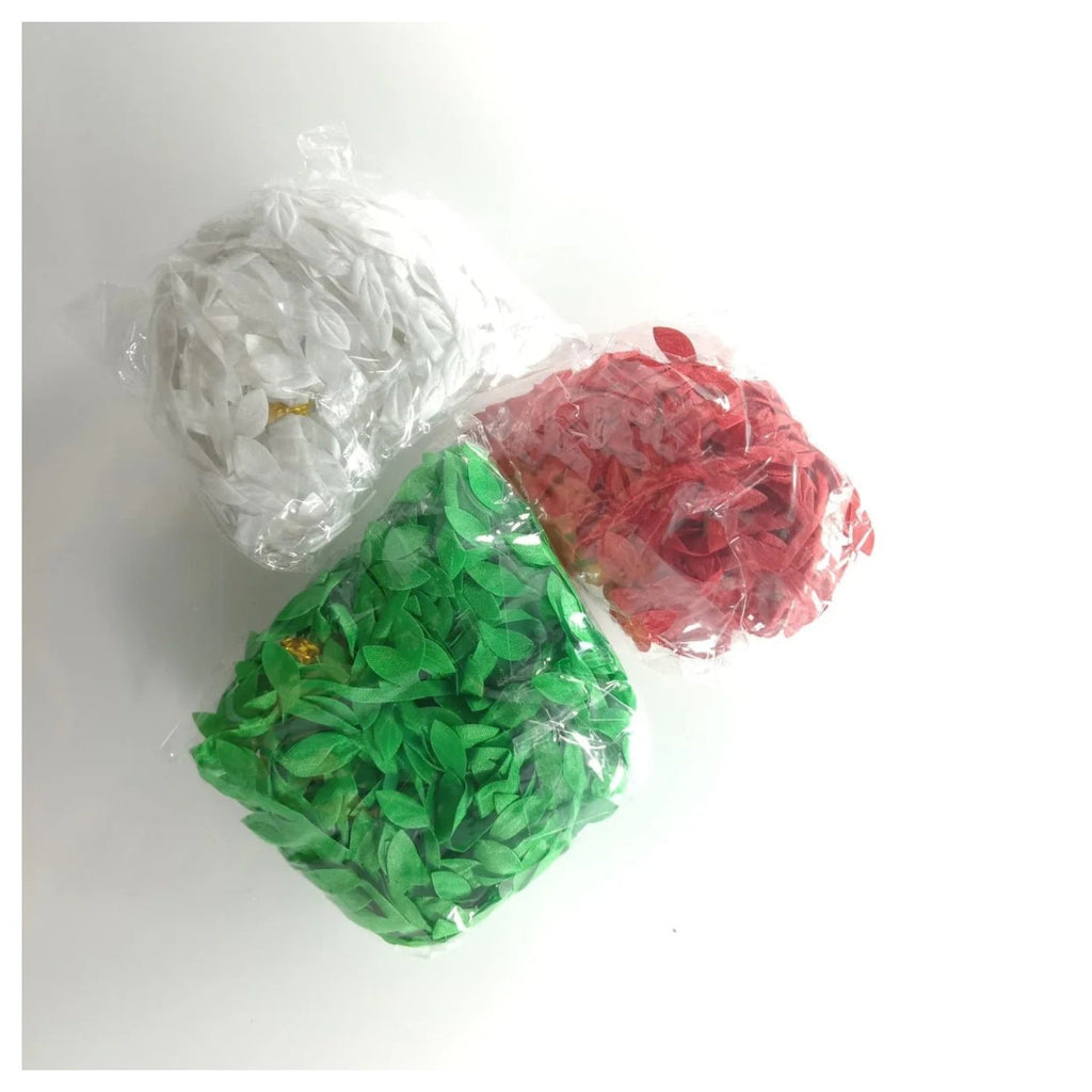 Artificial Vine Leaves Christmas Rope – 3 x 10m Red Green White