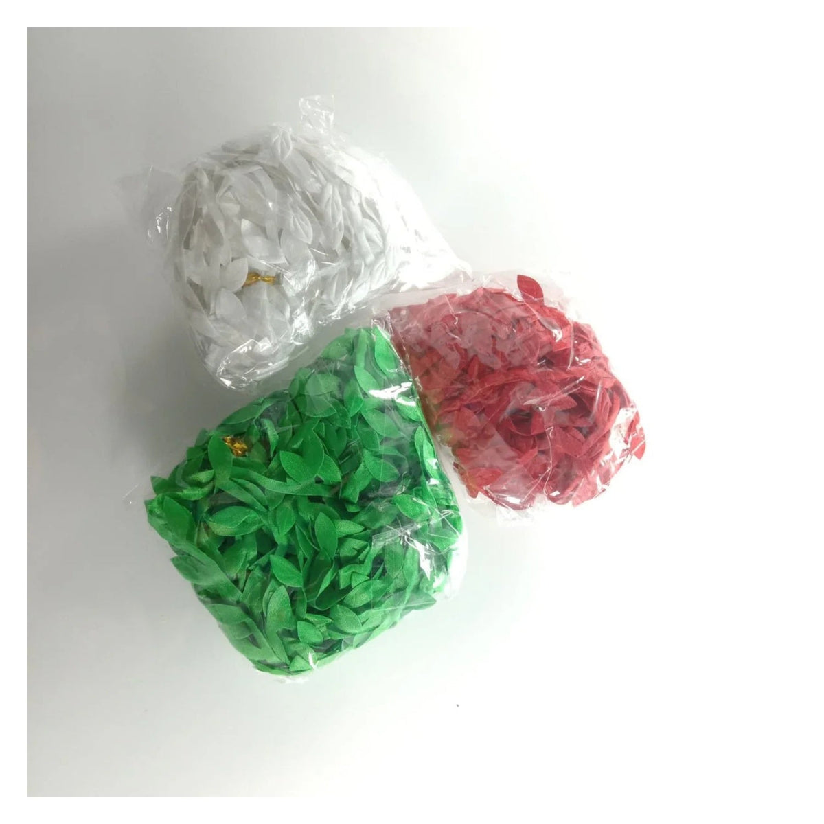 Artificial Vine Leaves Christmas Rope – 3 x 10m Red Green White
