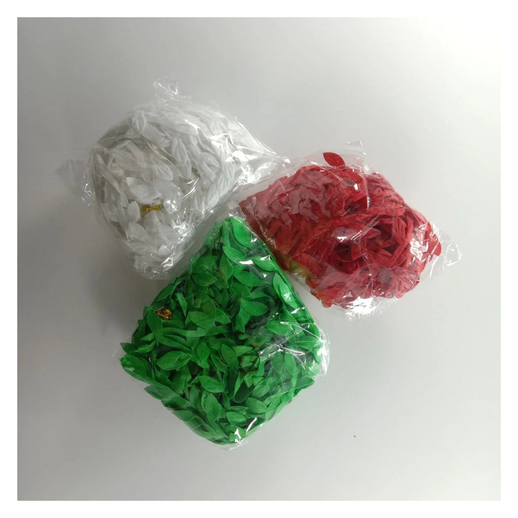 Artificial Vine Leaves Christmas Rope – 3 x 10m Red Green White