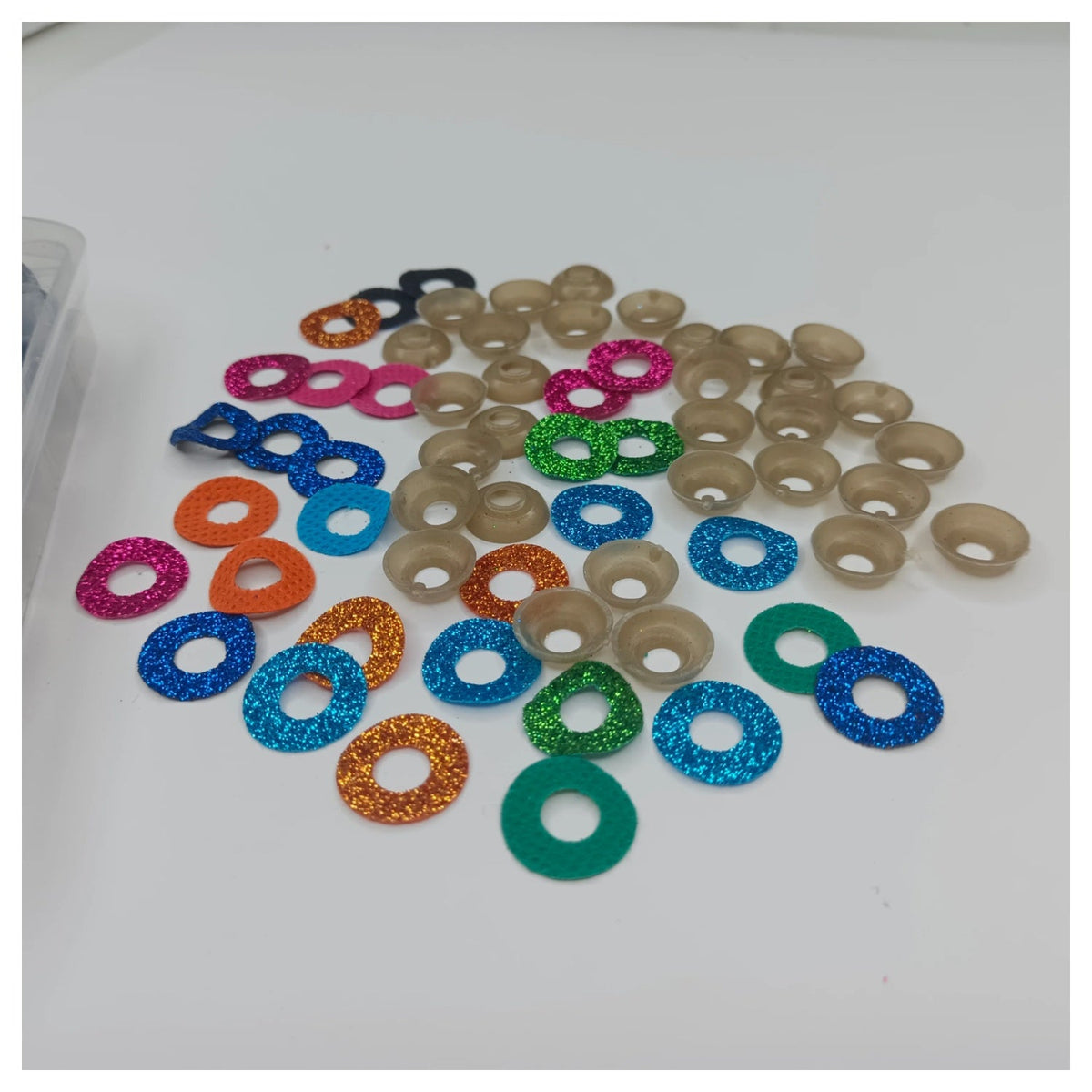 30pcs 18mm Glitter Coloured Safety Screw Eyes with Backings