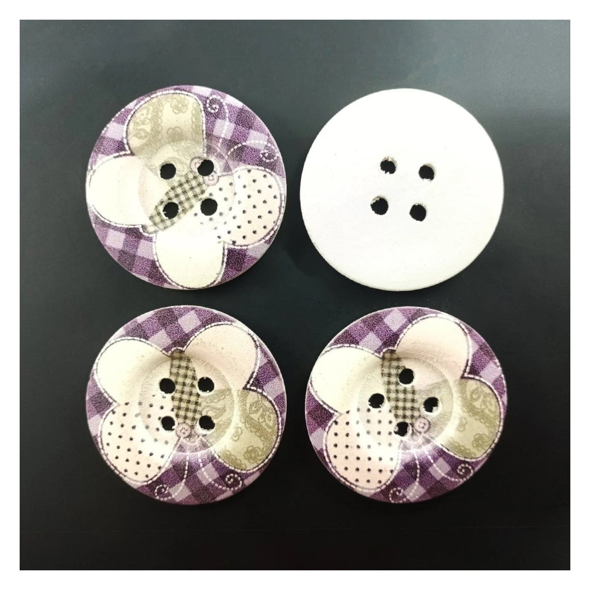 4pcs 50mm Painted Wooden Buttons – 17. Butterflies