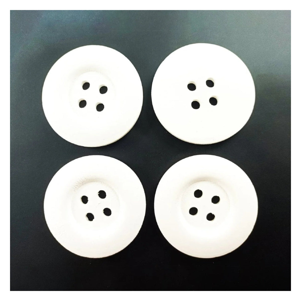 4pcs 50mm Painted Wooden Buttons – 6. White