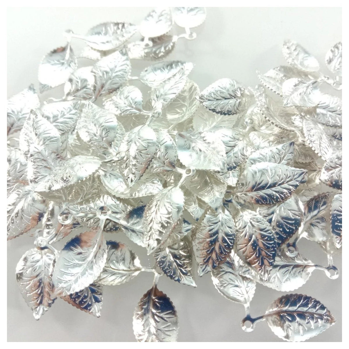 50pcs 13x32mm Vintage Double Leaf Pendant Charms – Silver