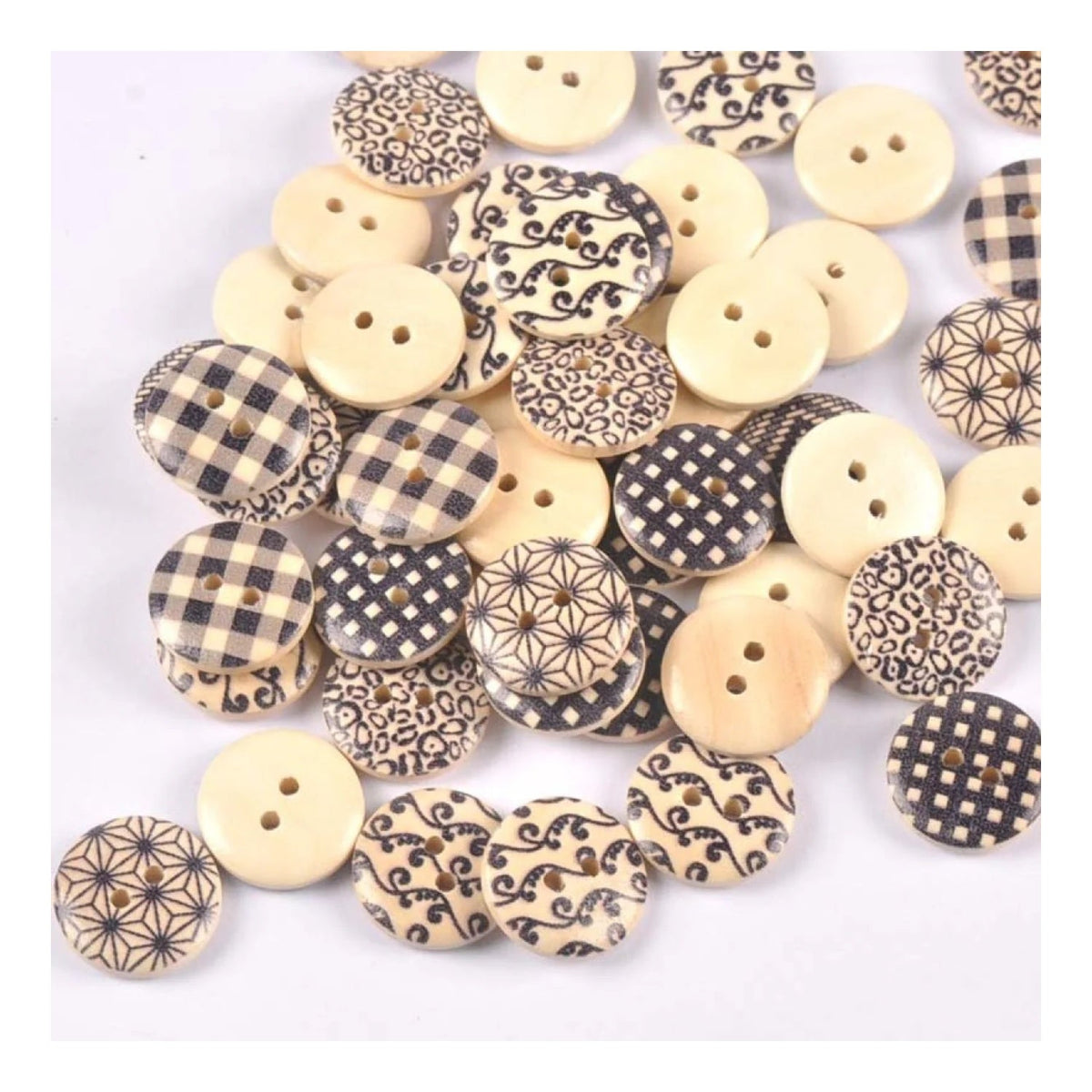 50pcs 18mm Wooden Clothing Buttons Mixed Patterns 2-Hole