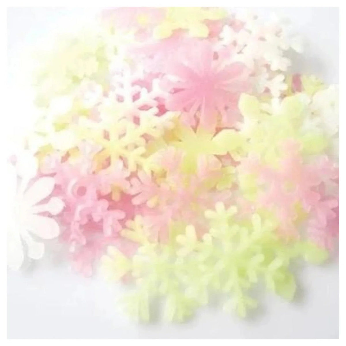 50pcs 3D Snowflake Glow In The Dark Wall Stickers – Multi