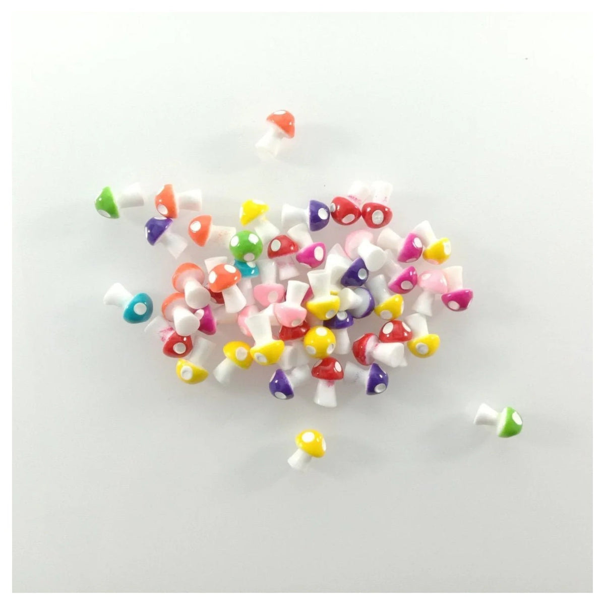 Mini Mushroom Figurines – 50pcs PVC Dollhouse Ornaments
