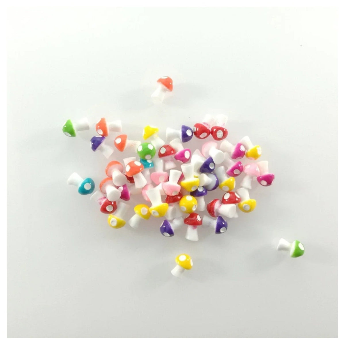 Mini Mushroom Figurines – 50pcs PVC Dollhouse Ornaments