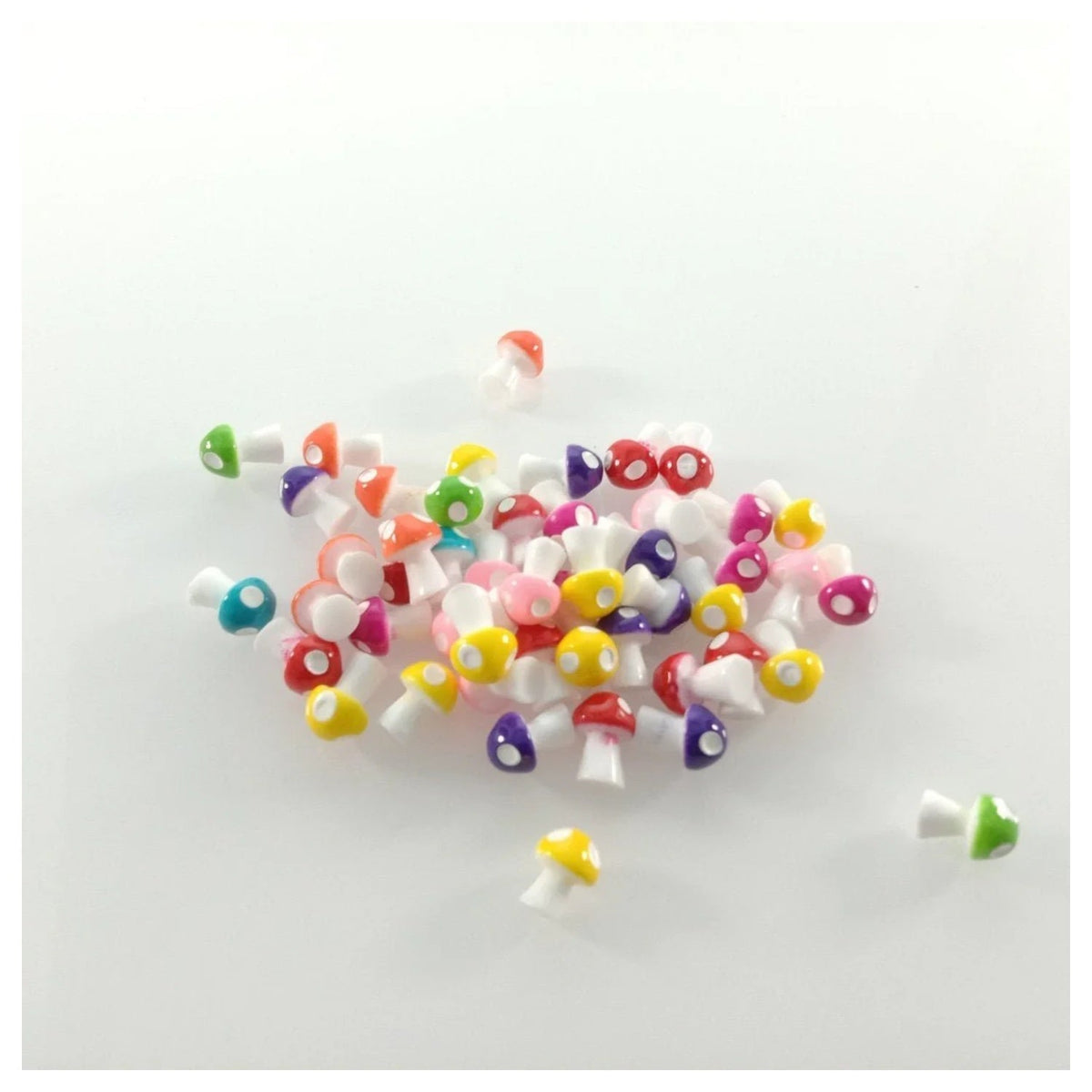 Mini Mushroom Figurines – 50pcs PVC Dollhouse Ornaments