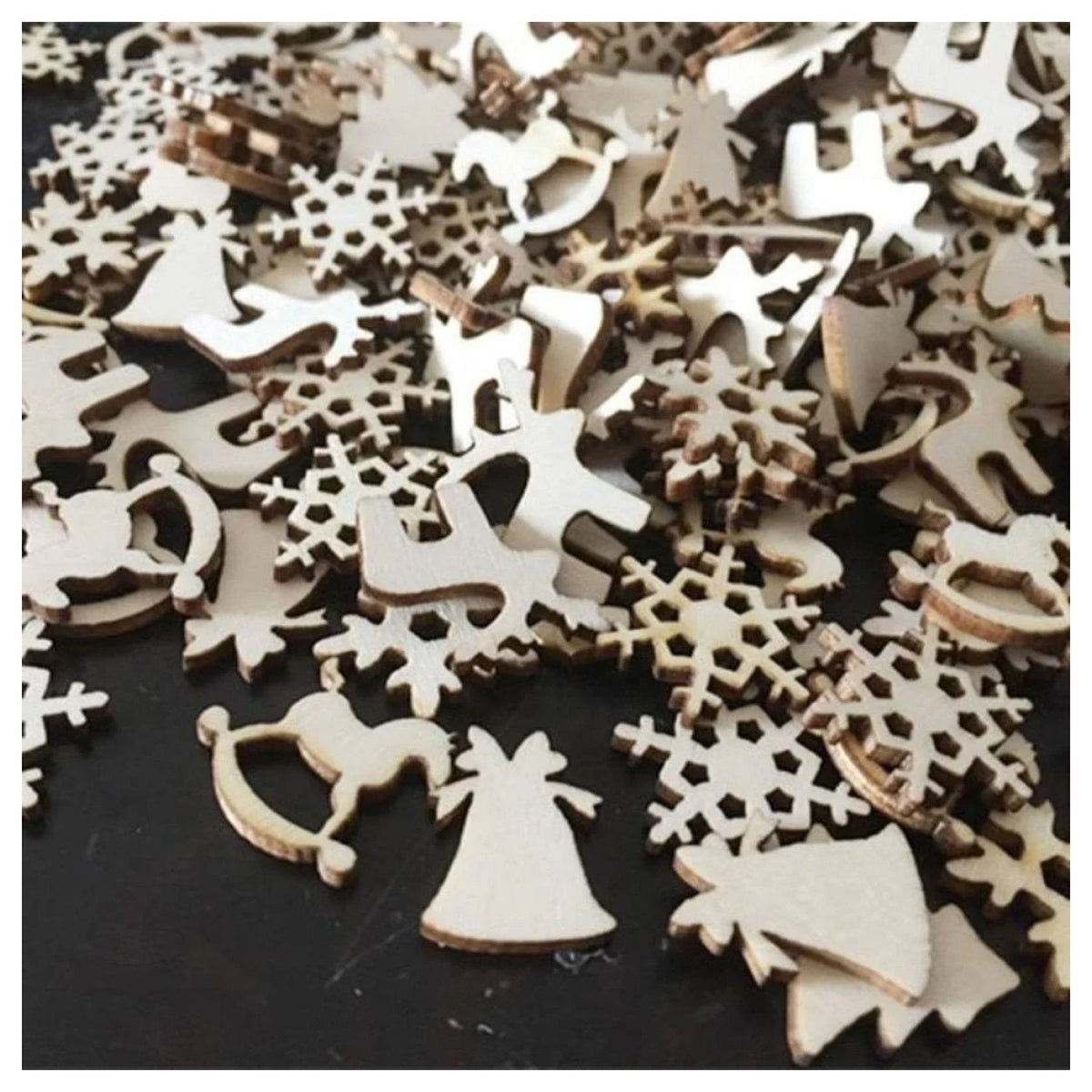 50pcs Natural Wood Christmas Pendant Hanging Ornaments – Christmas Mix 3 19mm