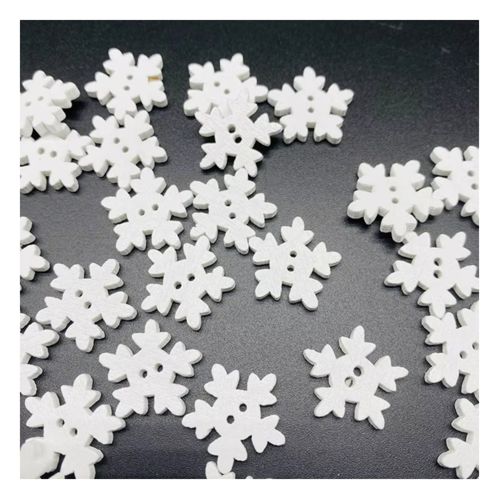 50pcs 18mm White Wooden Snowflake Pendants