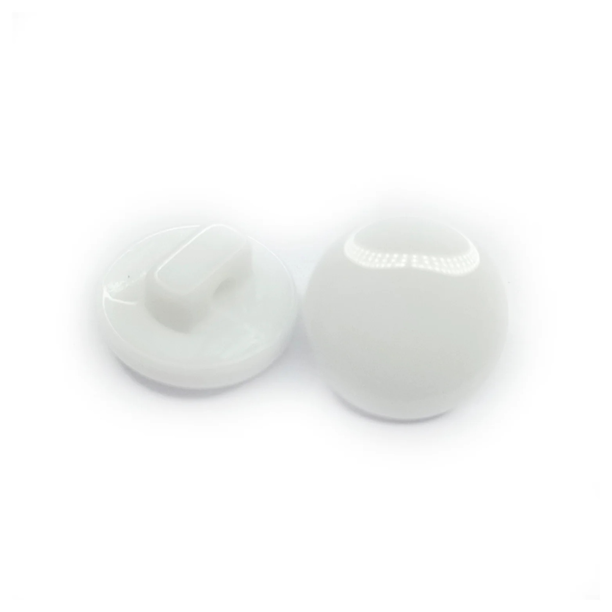 Acrylic Sewing Buttons 11mm Round Transparent Shank – White / 20, White / 40