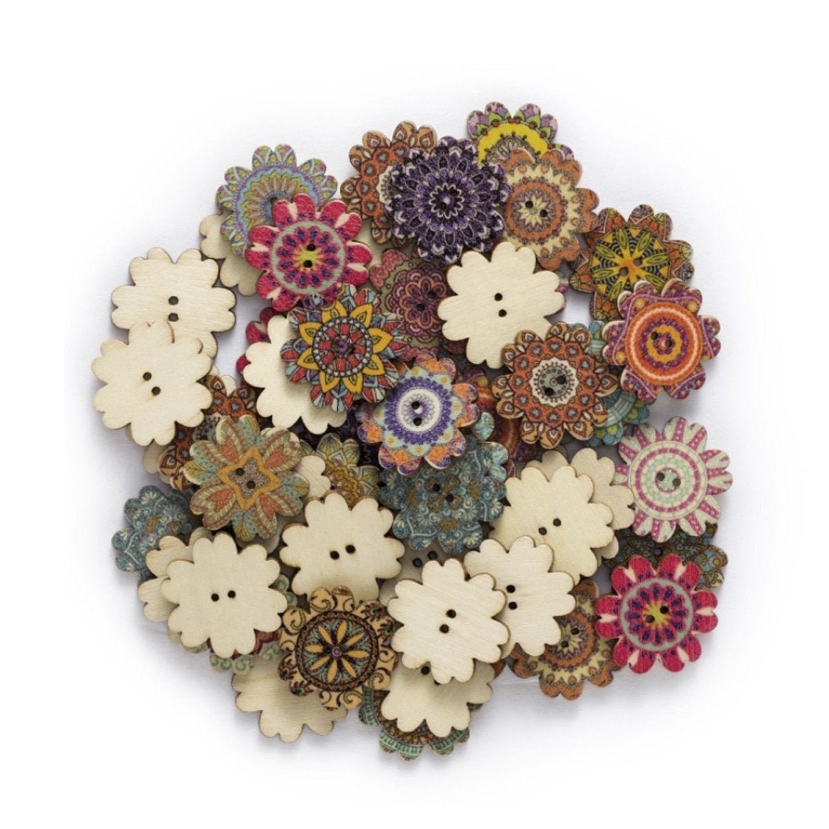 50 Retro Wooden Buttons 15-25mm Set B – 15mm Flowers 5, 20mm Flowers 5, 25mm Flowers 5