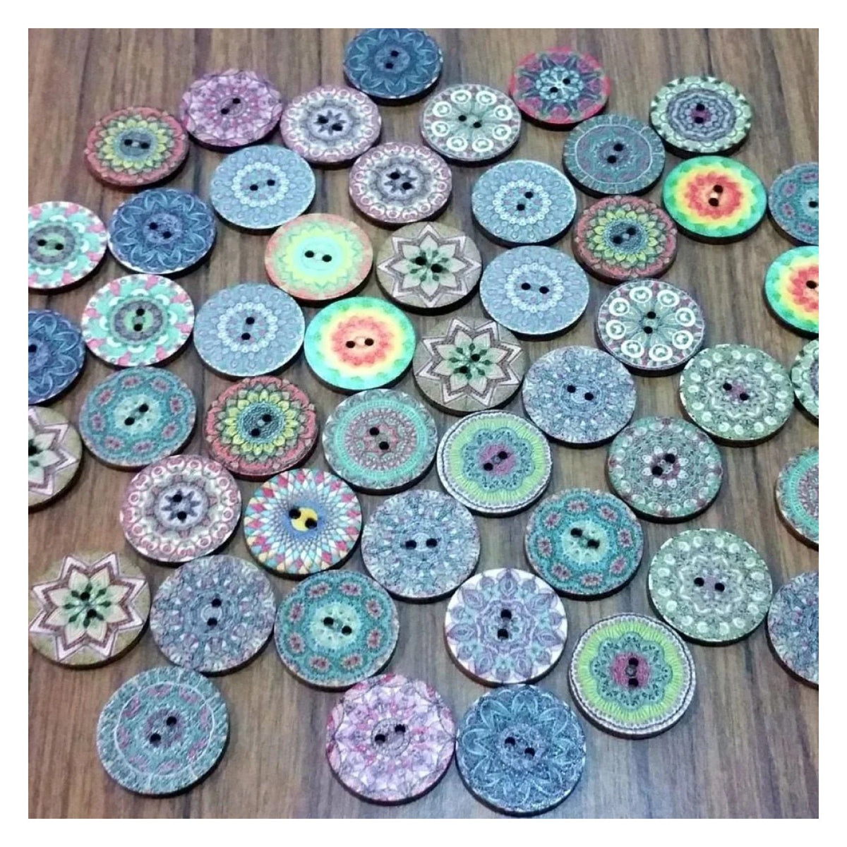 50 Retro Wooden Buttons 15-25mm Set B