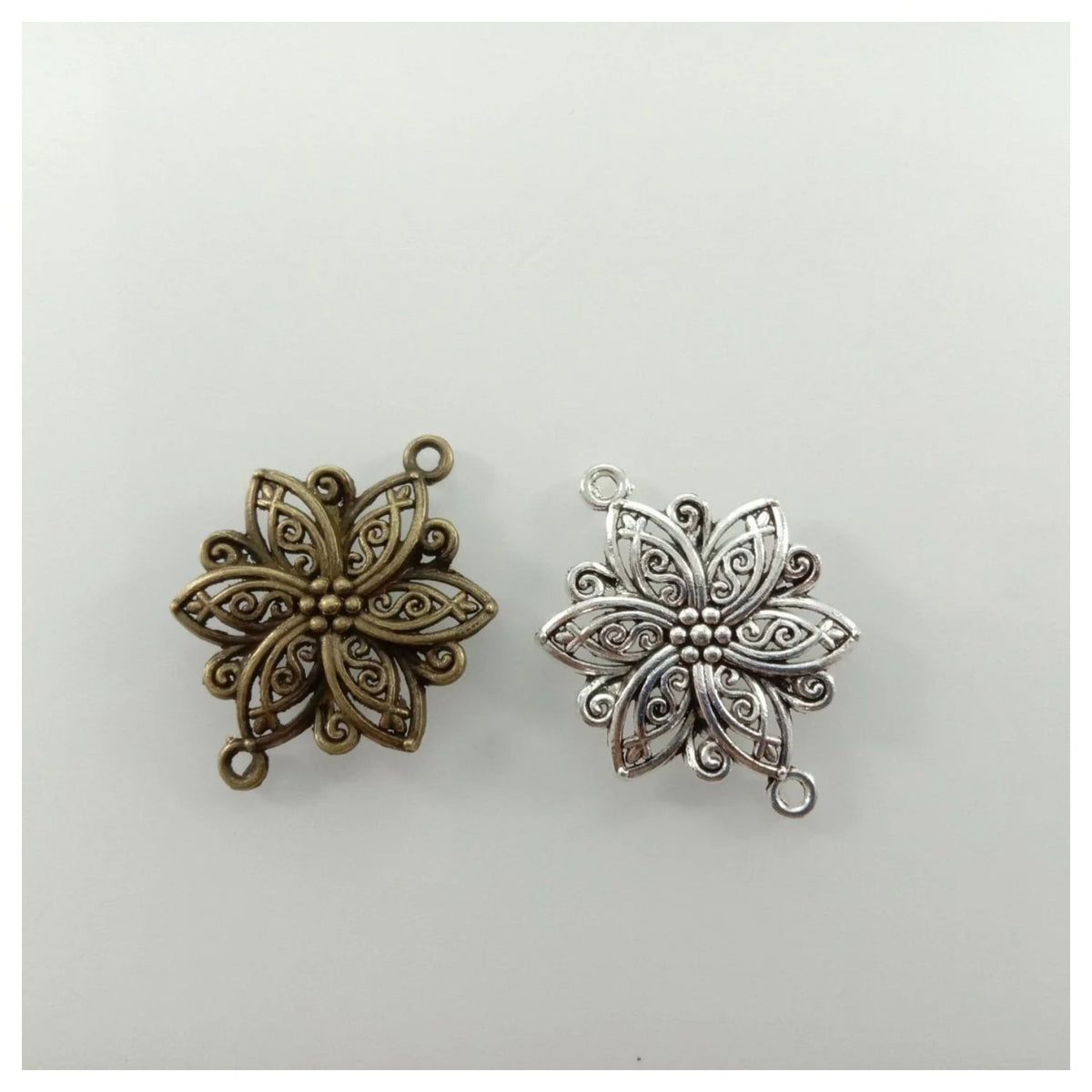40x28mm Antique Bronze & Silver Plated Flower Charm Pendant